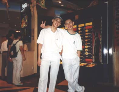 taka2.jpg (19587 bytes)